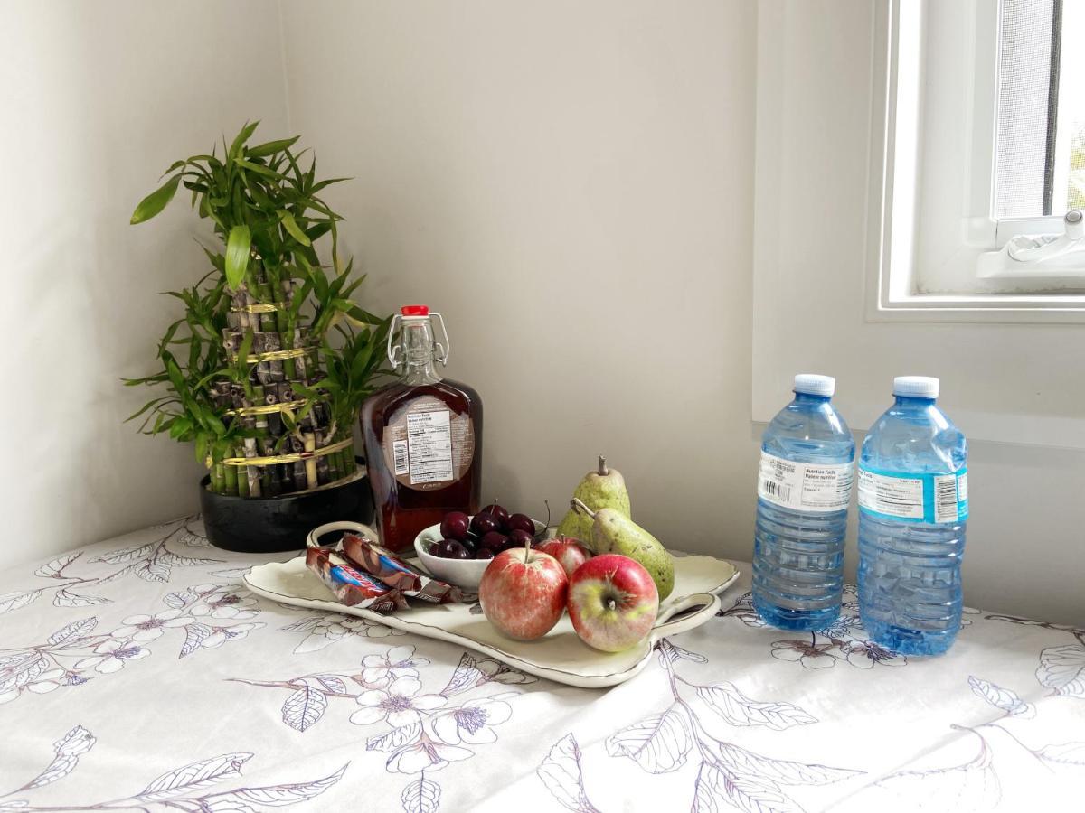 Guest Suite In Richmond Ngoại thất bức ảnh
